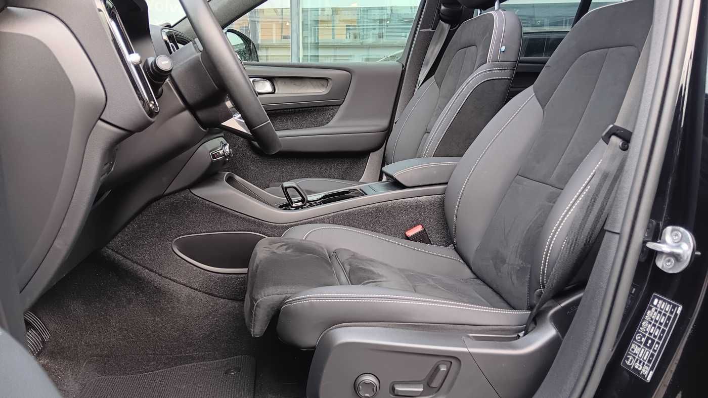 Volvo XC40 Recharge Twin Ultimate AWD 'AHK, Schiebedac