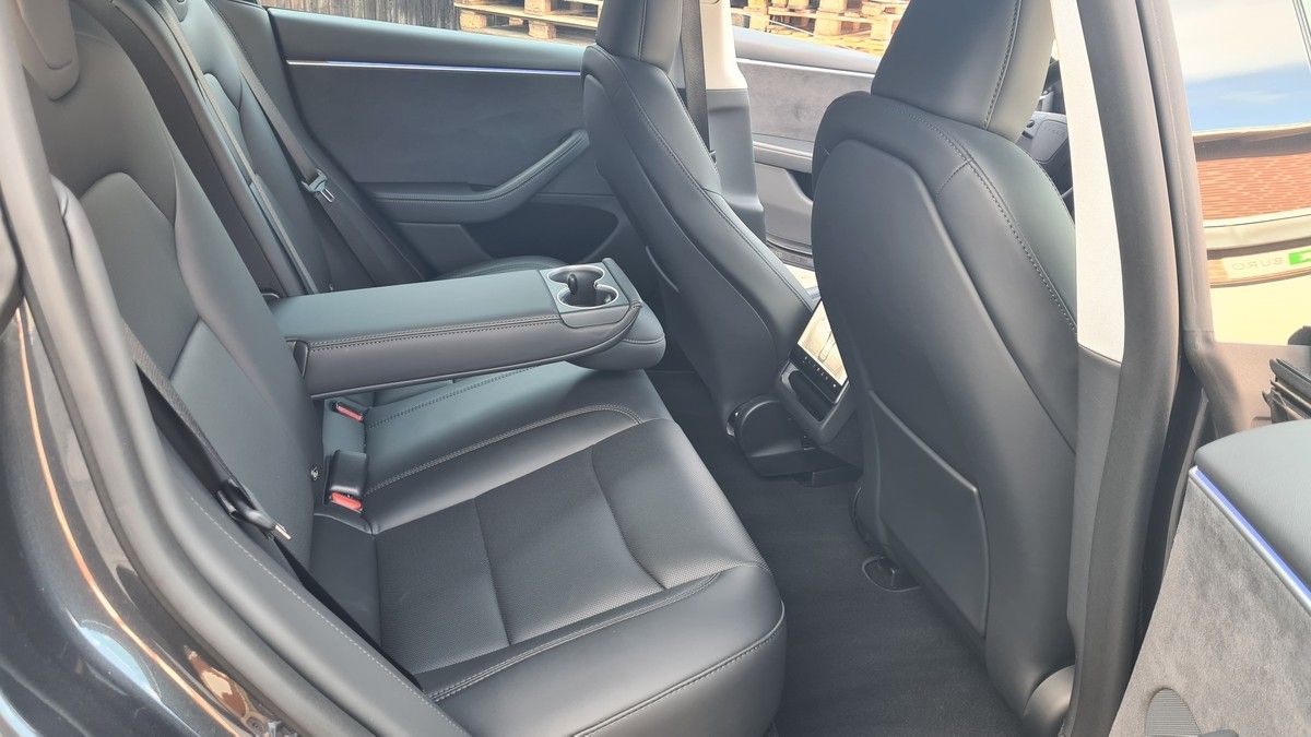 Tesla Model 3 LR AWD 2025 Highland  EAP HW 4
