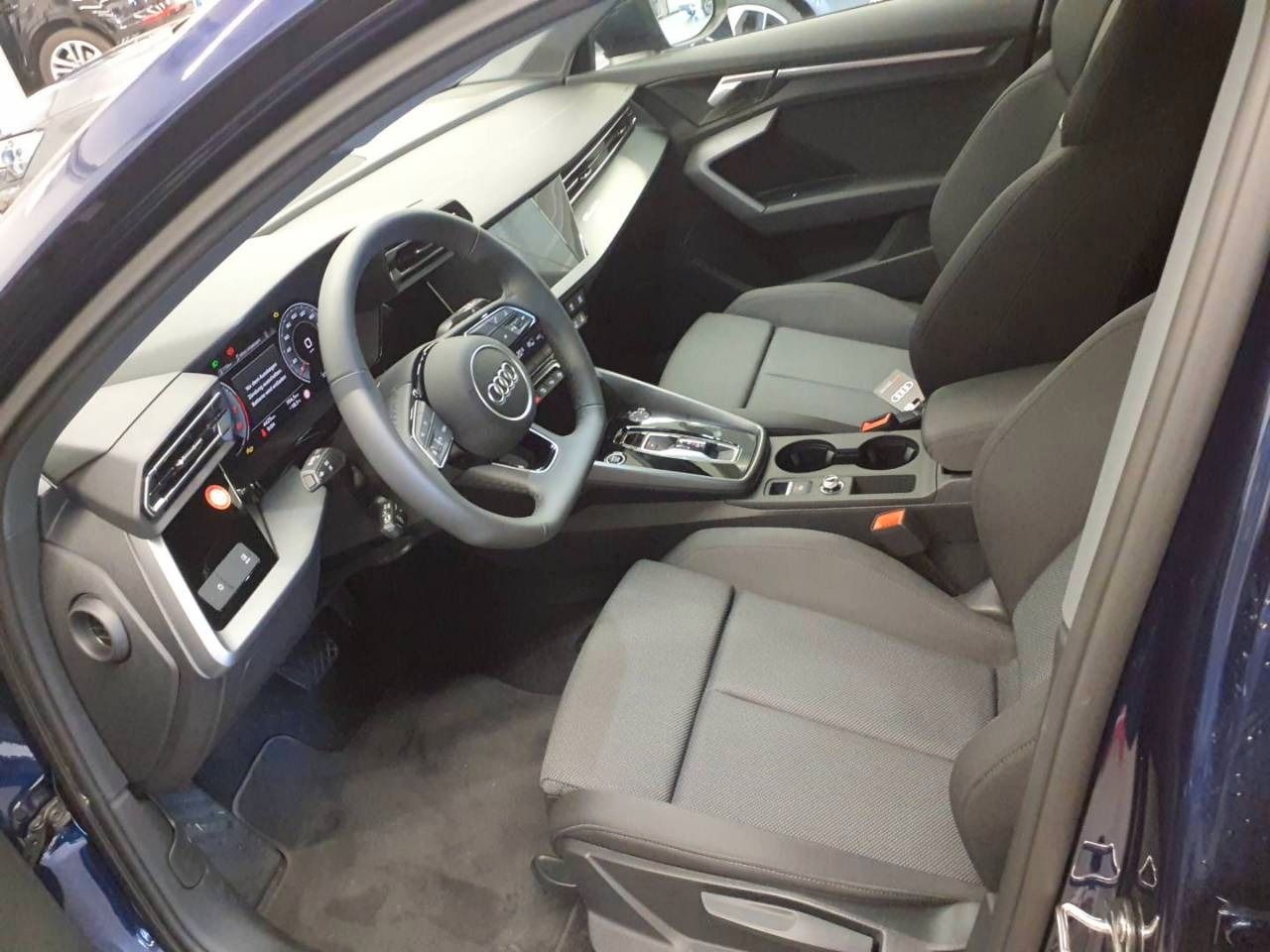 Audi A3 Sportback 30 TFSI advanced - Samsaru's Car Outlet