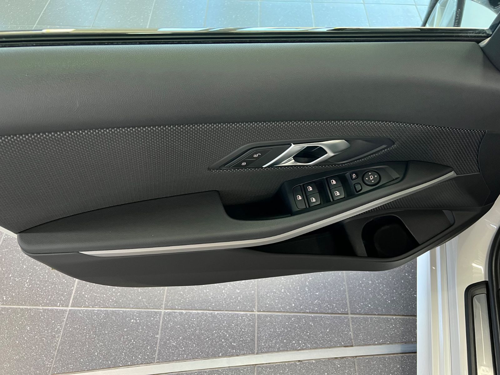 BMW 320 d xDrive Limousine Driving Assist+LED+CURVED