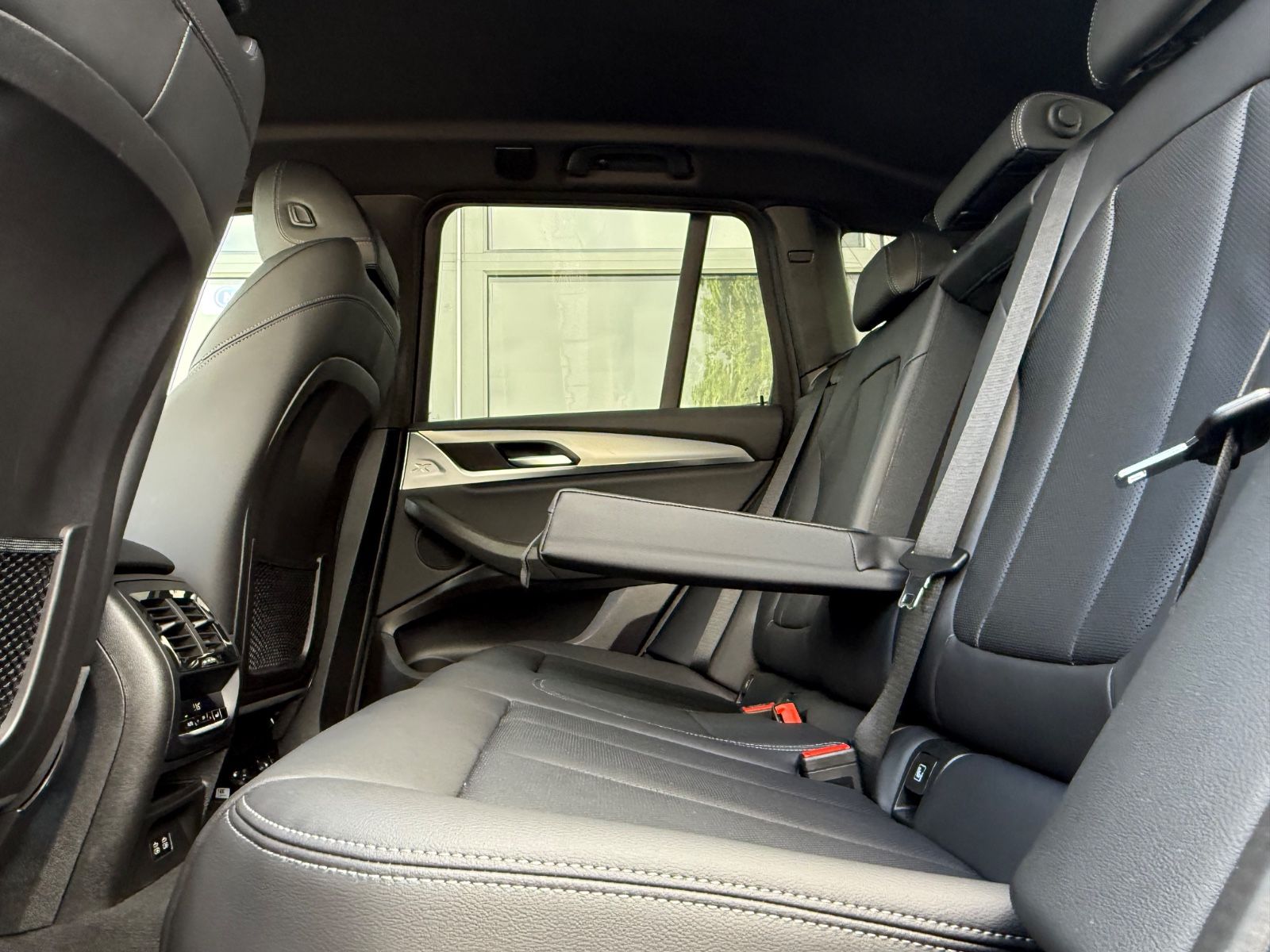BMW X3 30e xDrive M Sport - Samsaru's Car Outlet