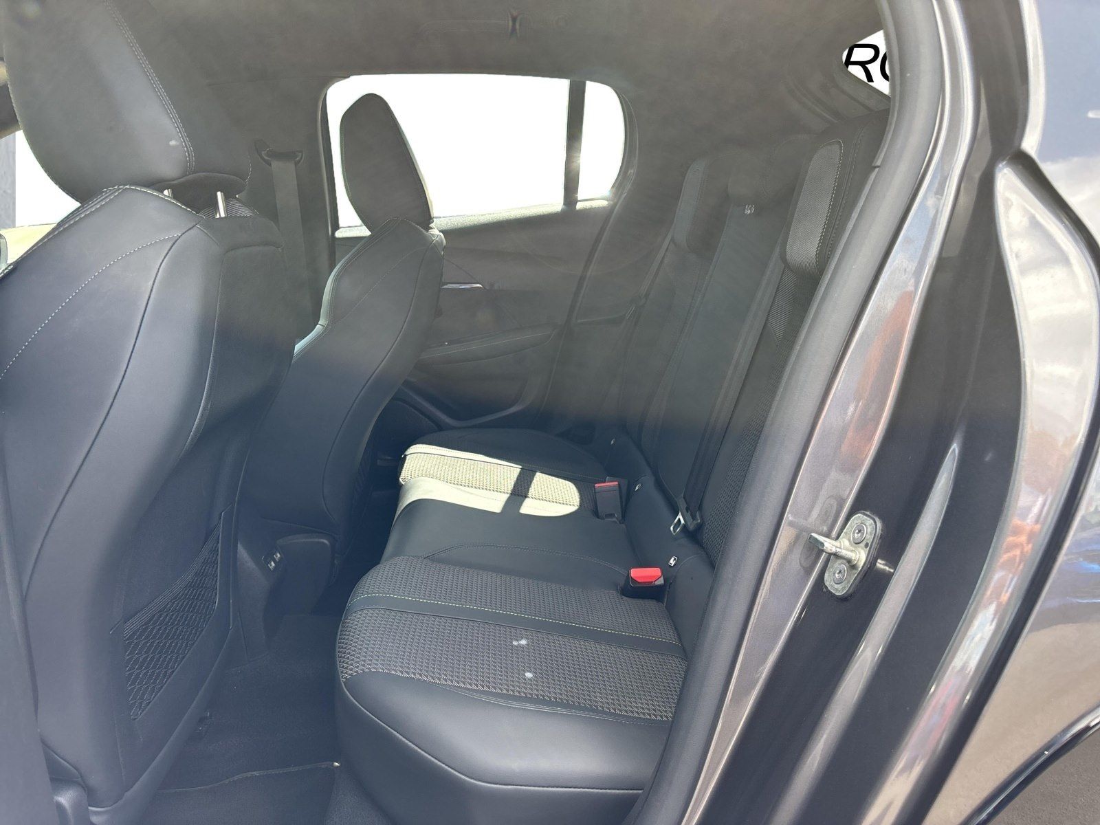 Peugeot 208 GT - Samsaru's Car Outlet