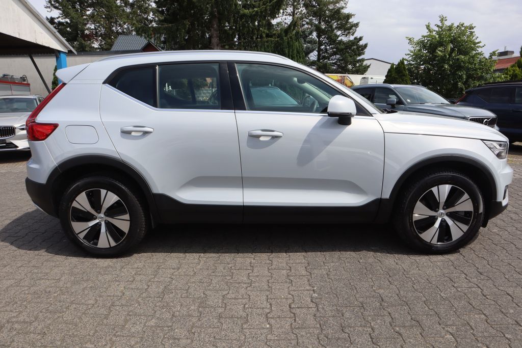 Volvo XC40 T4 Recharge DKG Plus Bright|AHK|NAVI|SHZG