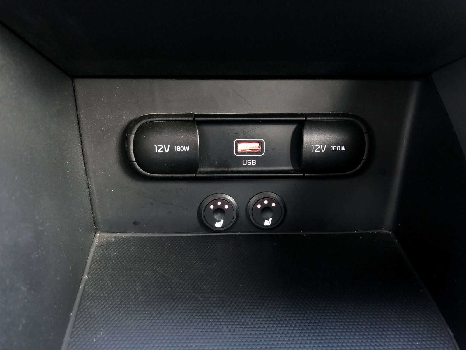 Kia Niro Edition 7 1.6 HEV DCT - Samsaru's Car Outlet
