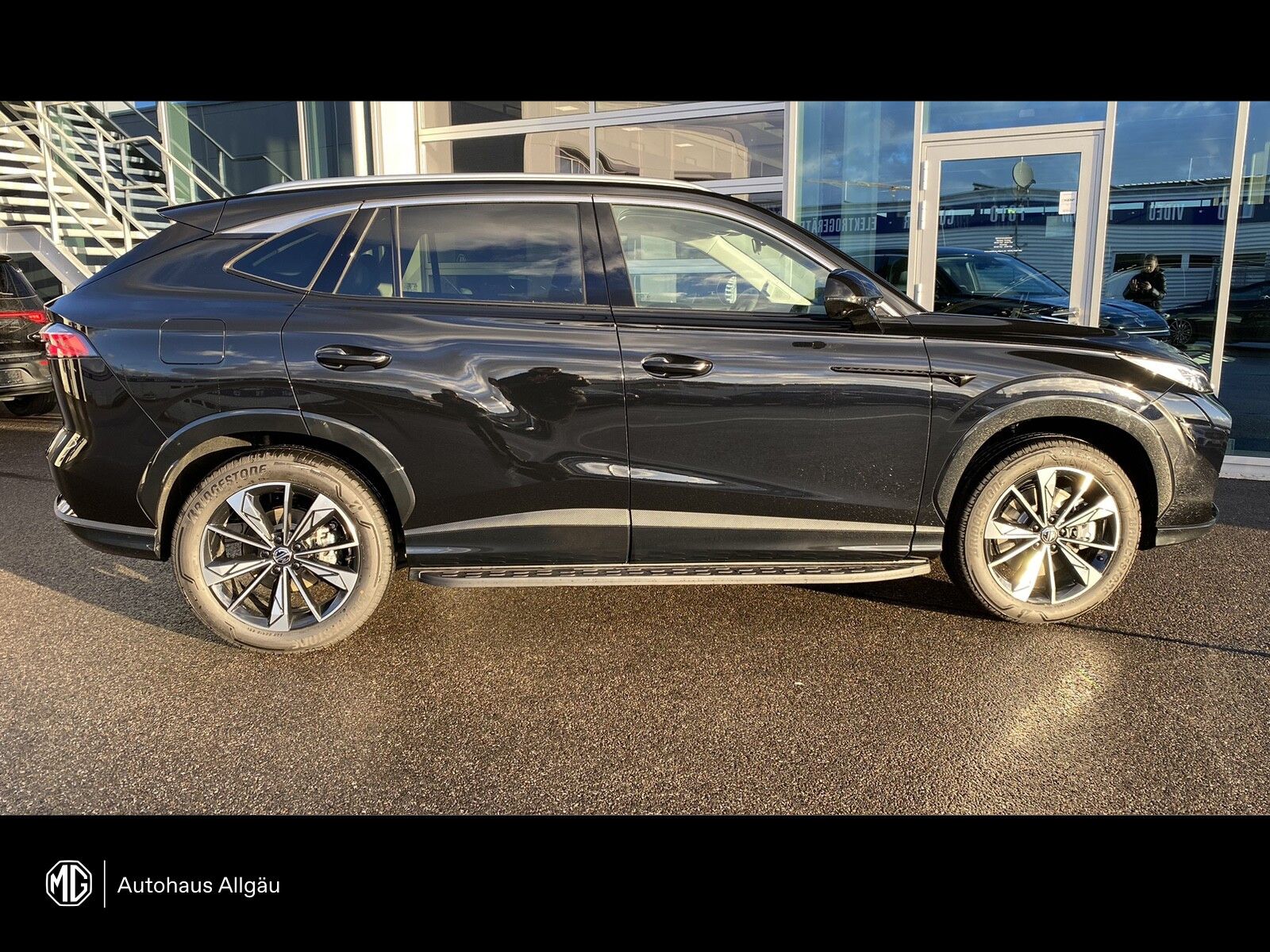 MG HS PHEV Luxury 360°+SHZ+LED+NAVI+CAR PLAY