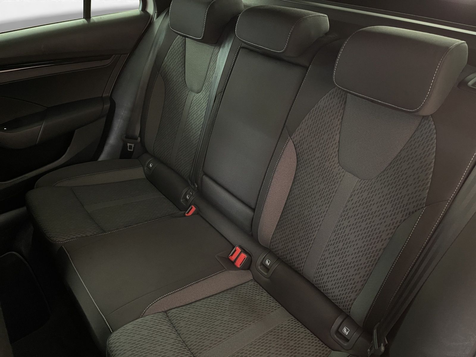 Skoda Octavia Combi 1.0 TSI Clever - Samsaru's Car Outlet