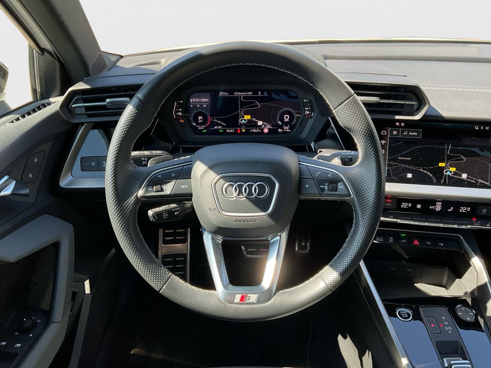 Audi A3 Sportback 40 TFSI e S-line - Samsaru's Car Outlet