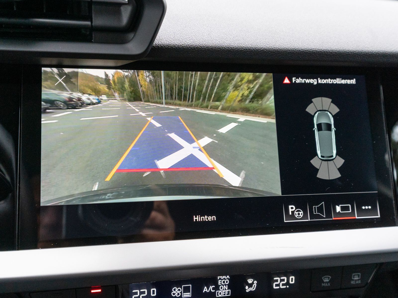 Audi A3 Sportback S line 45TFSI e NAVI LED ACC RFK VC