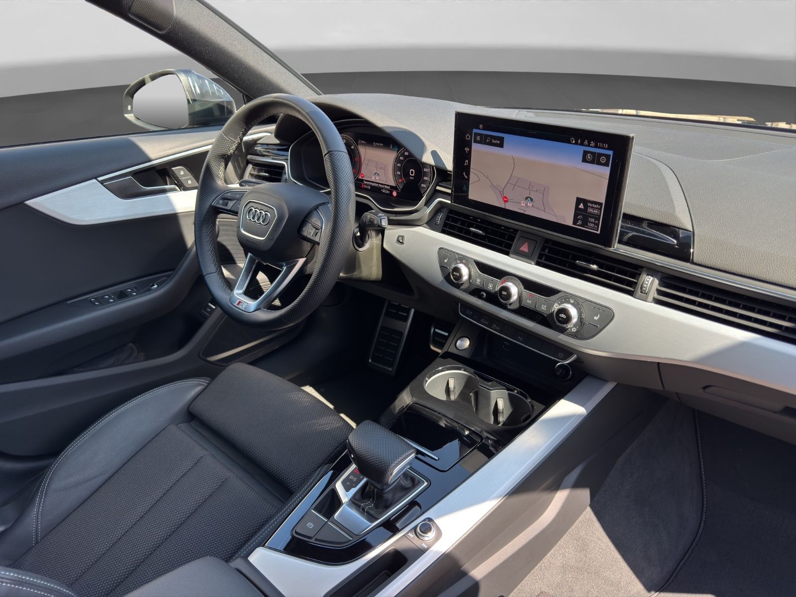 Audi A4 Avant 40TDI Advanced S-Line - Samsaru's Car Outlet