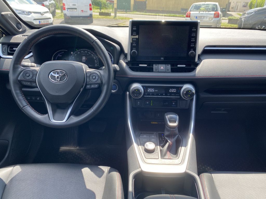 Toyota RAV4 2.5 Plug-in Hybrid 4x4 - Samsaru's Car Outlet