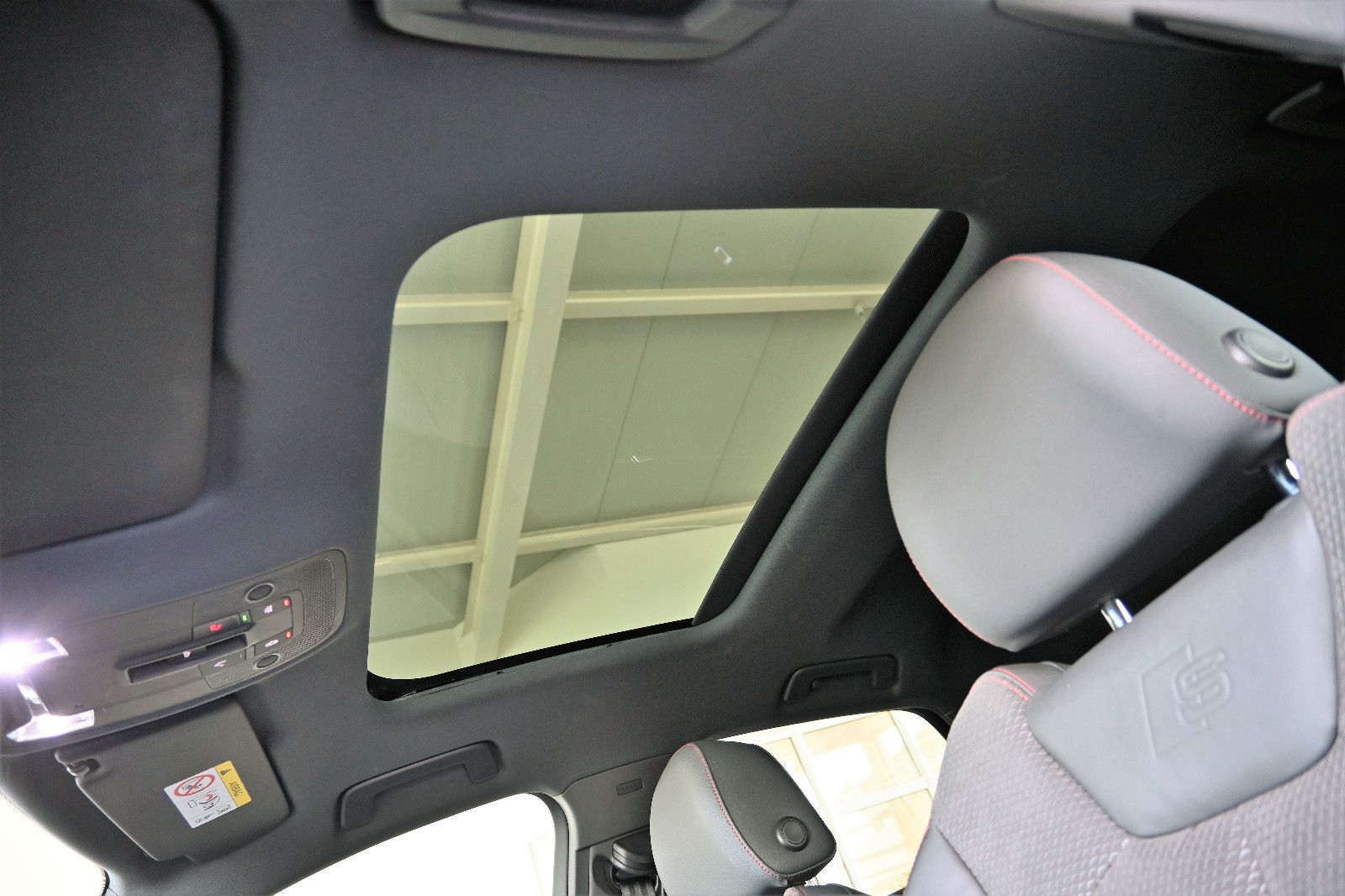 Audi Q3 SB 40 TFSI qu S-Line - Samsaru's Car Outlet