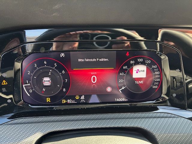 Volkswagen Golf R-Line - Samsaru's Car Outlet