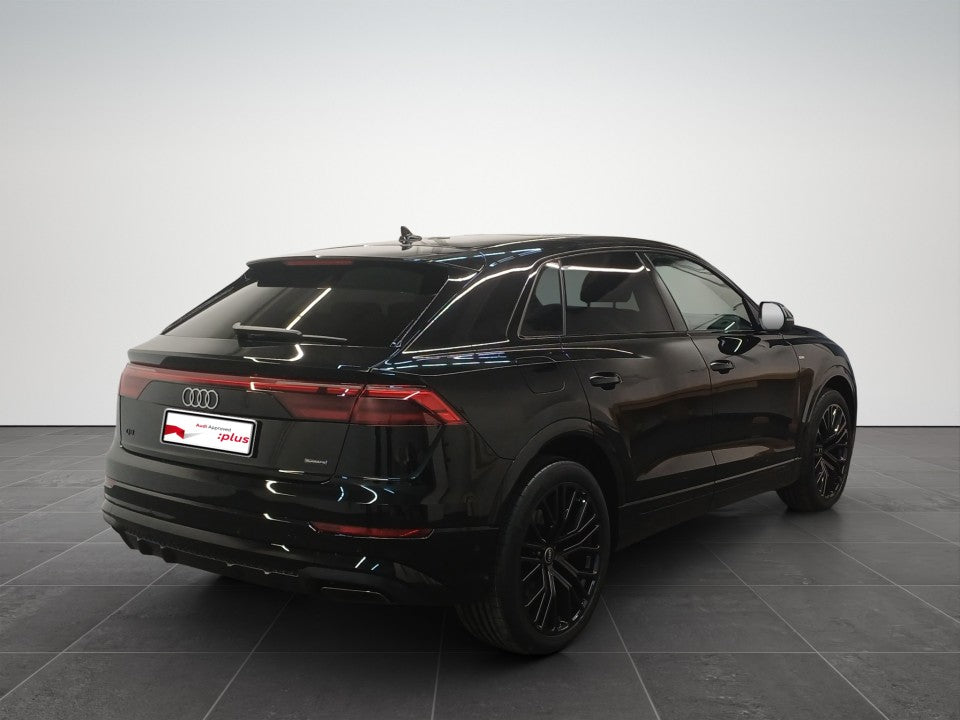 Audi Q8 55 TFSI e quattro
