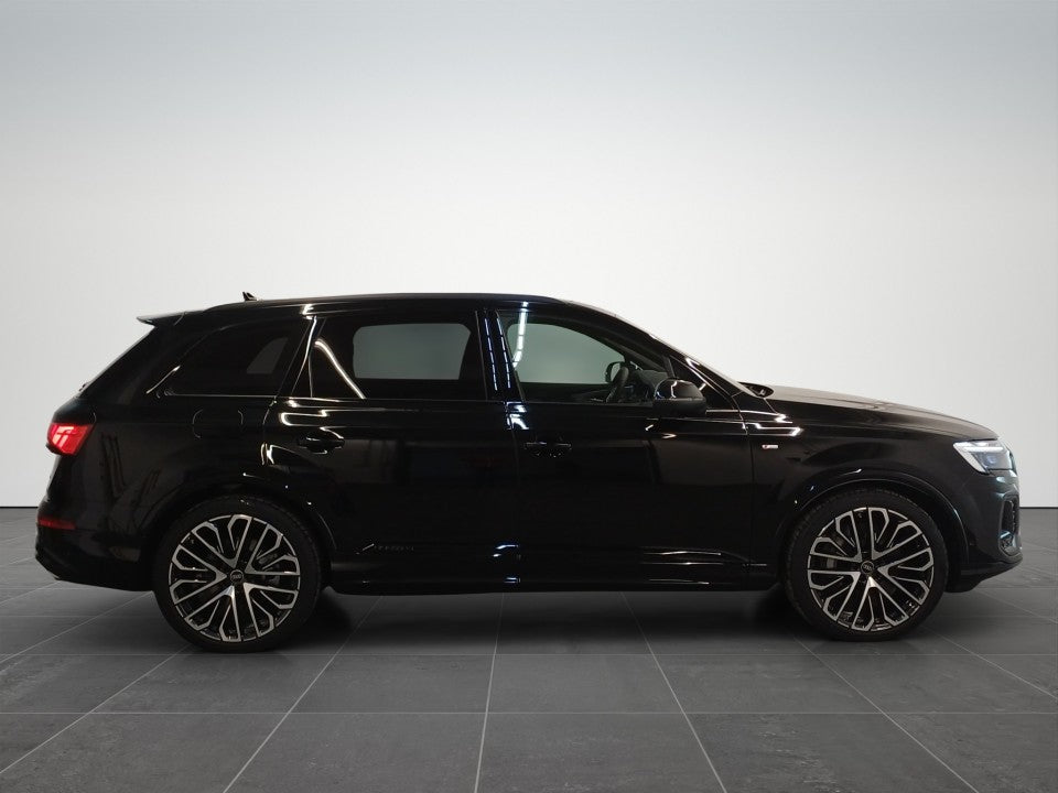 Audi Q7 S line 55 TFSI e quattro