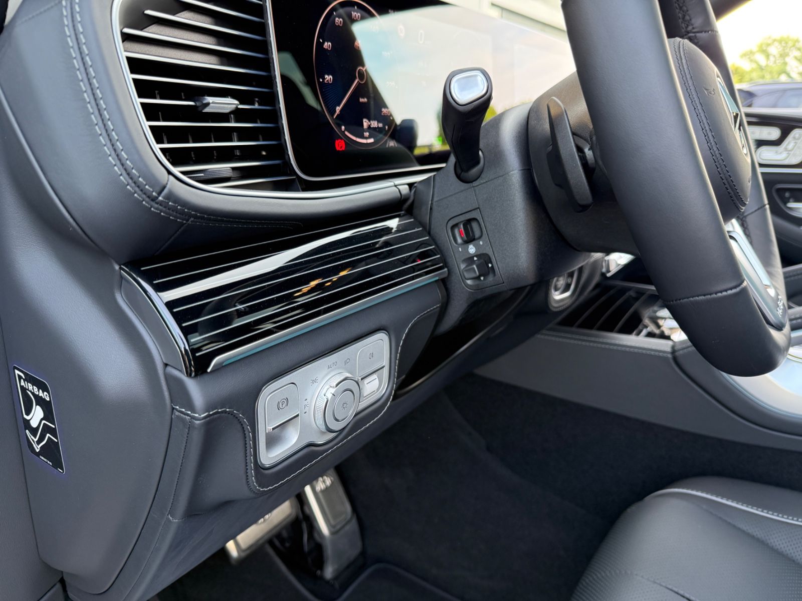 Mercedes-Benz GLS 600 Maybach 4Matic - Samsaru's Car Outlet