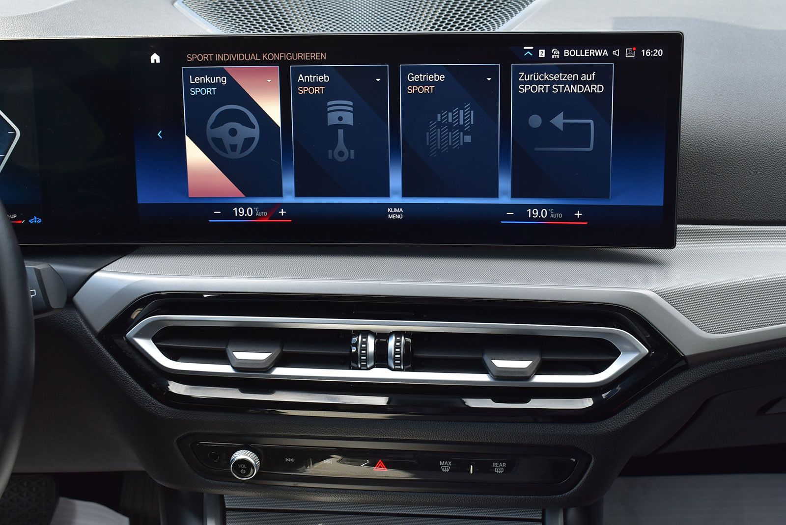 BMW 320d xDrive - Samsaru's Car Outlet