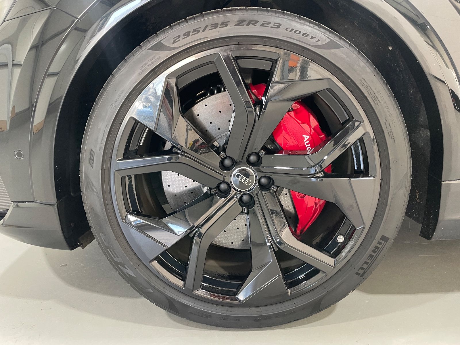 Audi RSQ8/Keramik/Carbon/Pano/RS-Dynm-Pkt/APR-720PS