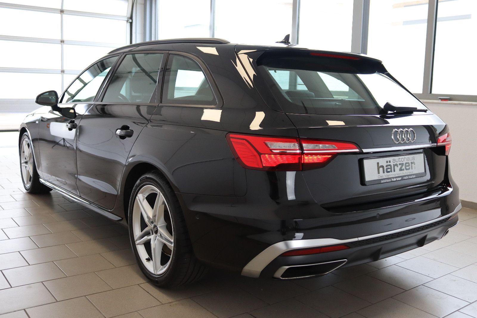 Audi A4 Avant 35TDI S-Tronic S line - Samsaru's Car Outlet
