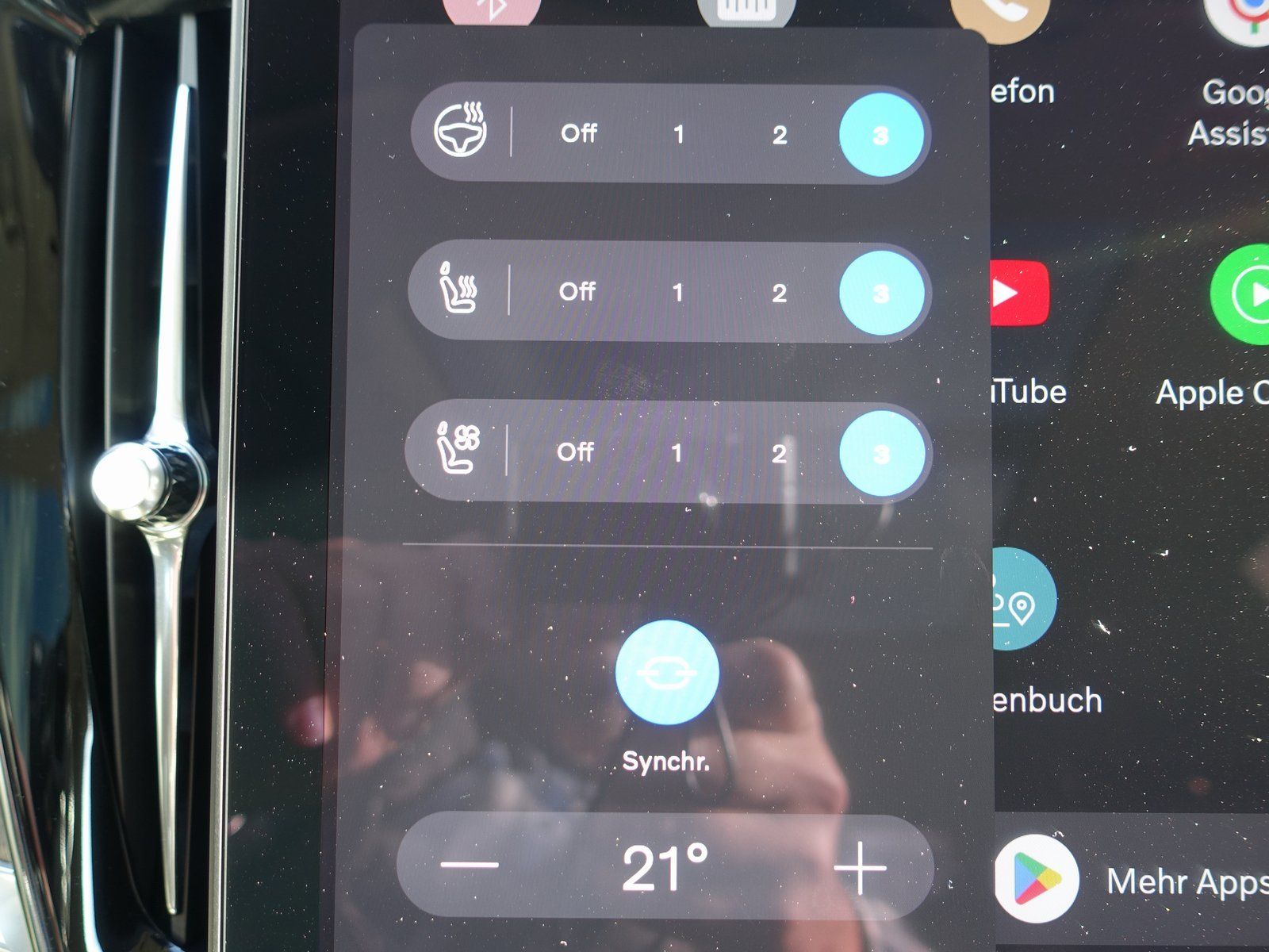 Volvo XC90 Plus Dark T8 AWD Plug-in Hybrid B&W/HUD