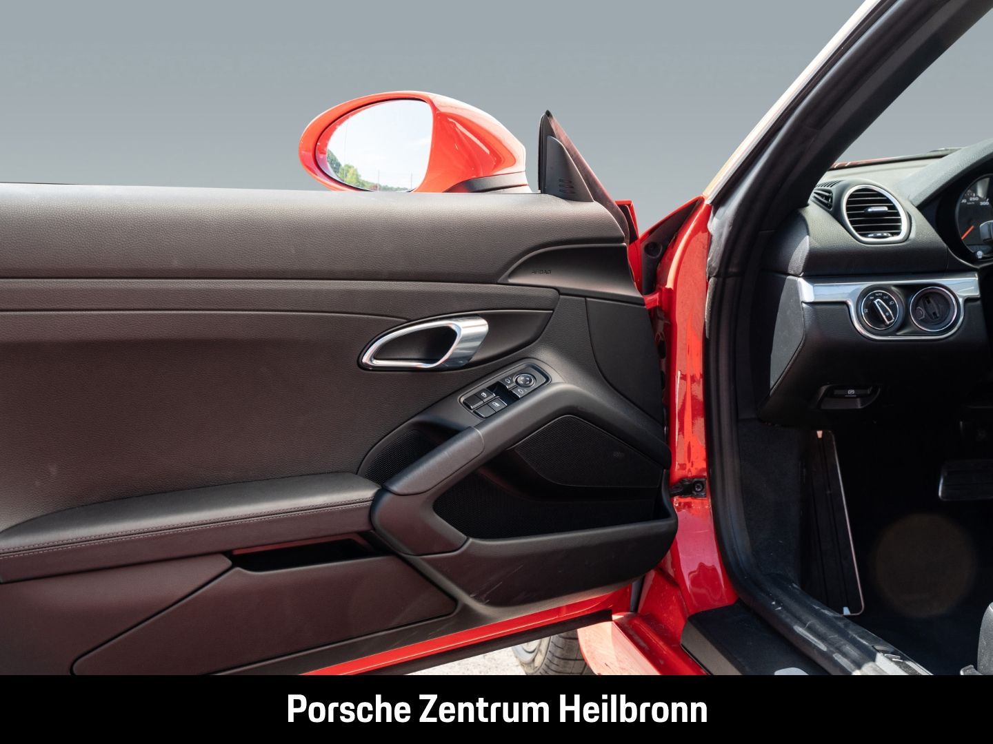 Porsche Boxster 718 S Sportabgasanlage Abstandstempomat