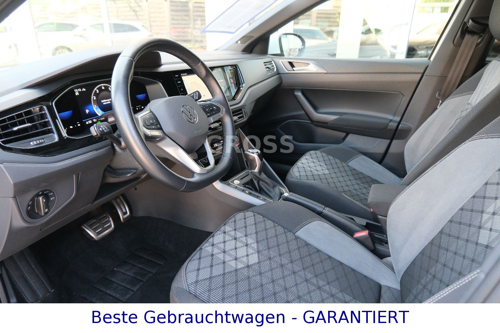 Volkswagen Taigo 1.5 TSI R-Line - Samsaru's Car Outlet