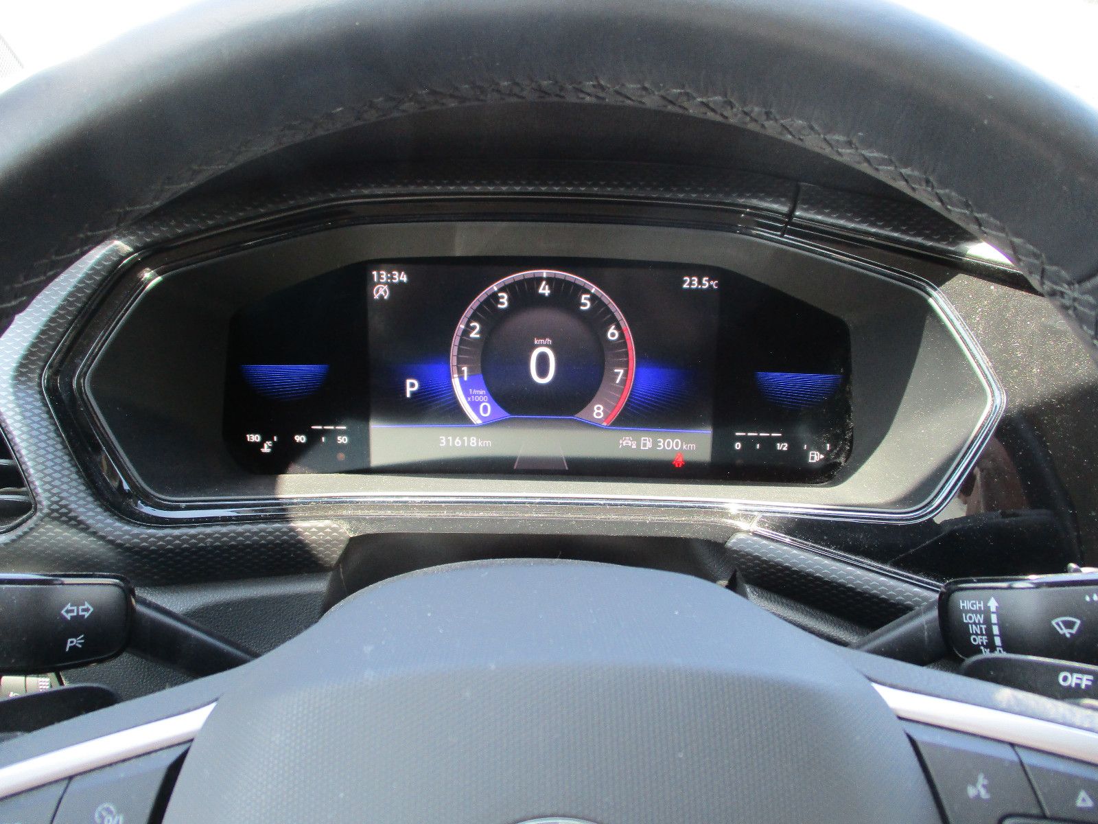 Volkswagen T-Cross Life DSG - Samsaru's Car Outlet