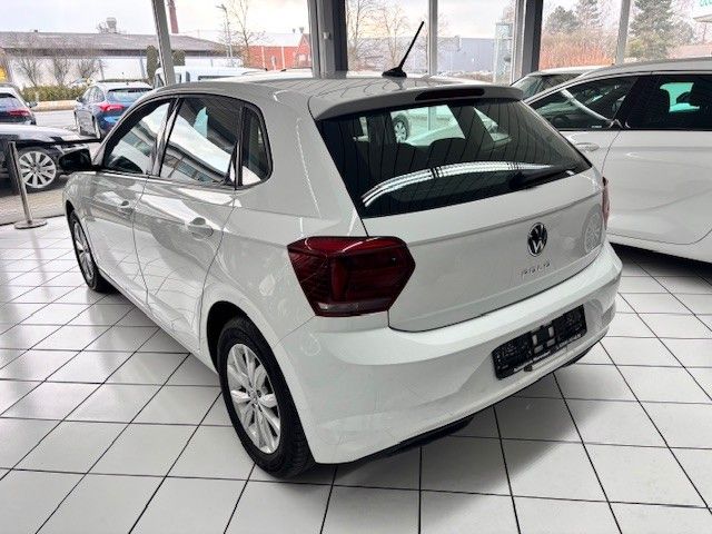 Volkswagen Polo VI Comfortline - Samsaru's Car Outlet