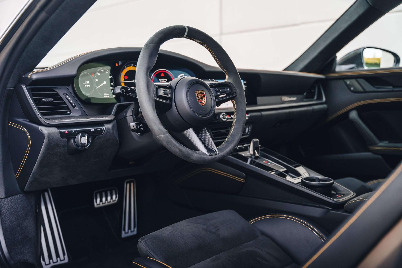 Porsche 992 Dakar / GT-Silver / Carbon / VAT