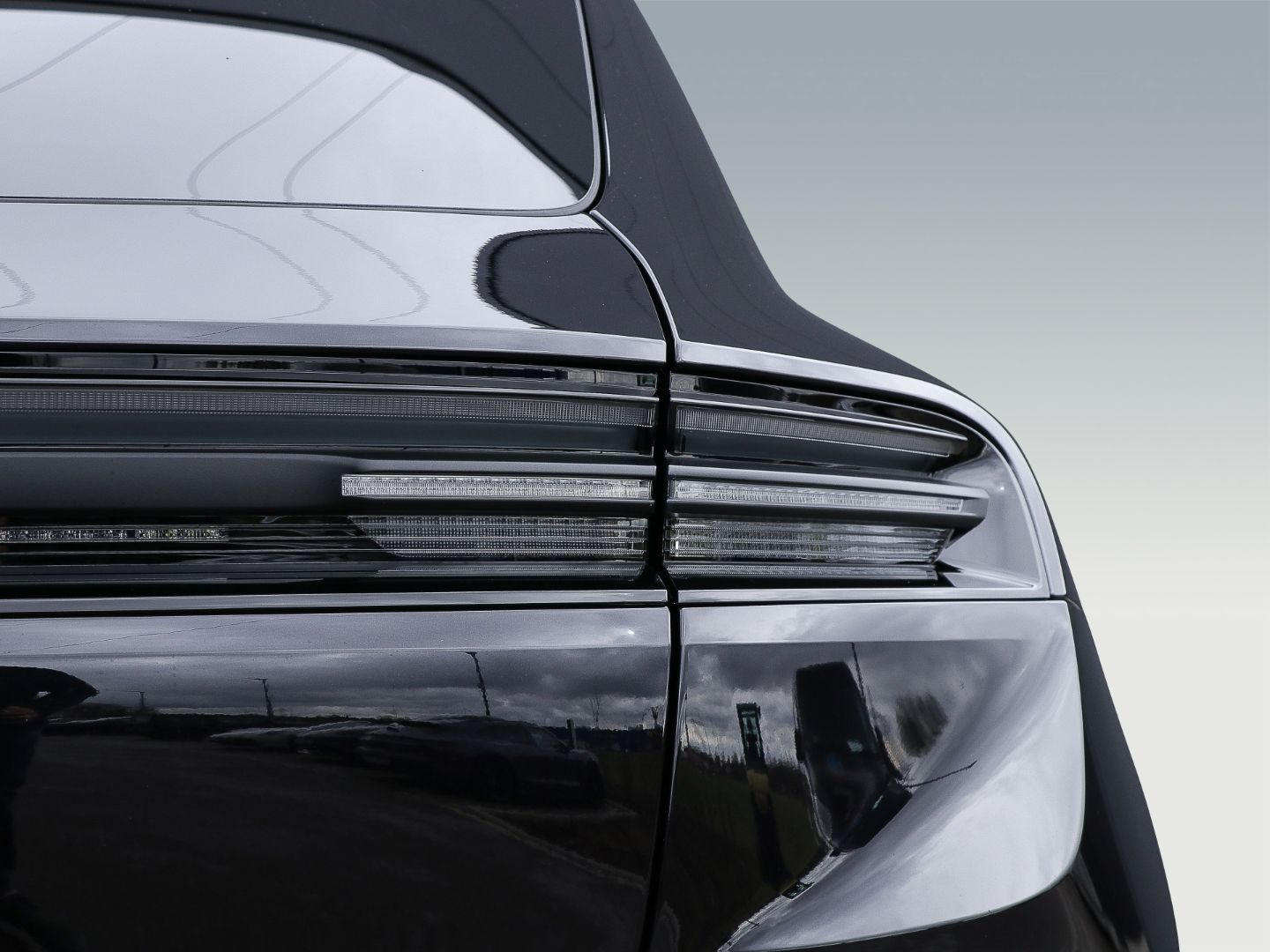 Porsche Macan 4 BOSE Luftfederung Panoramadach LED-Matri