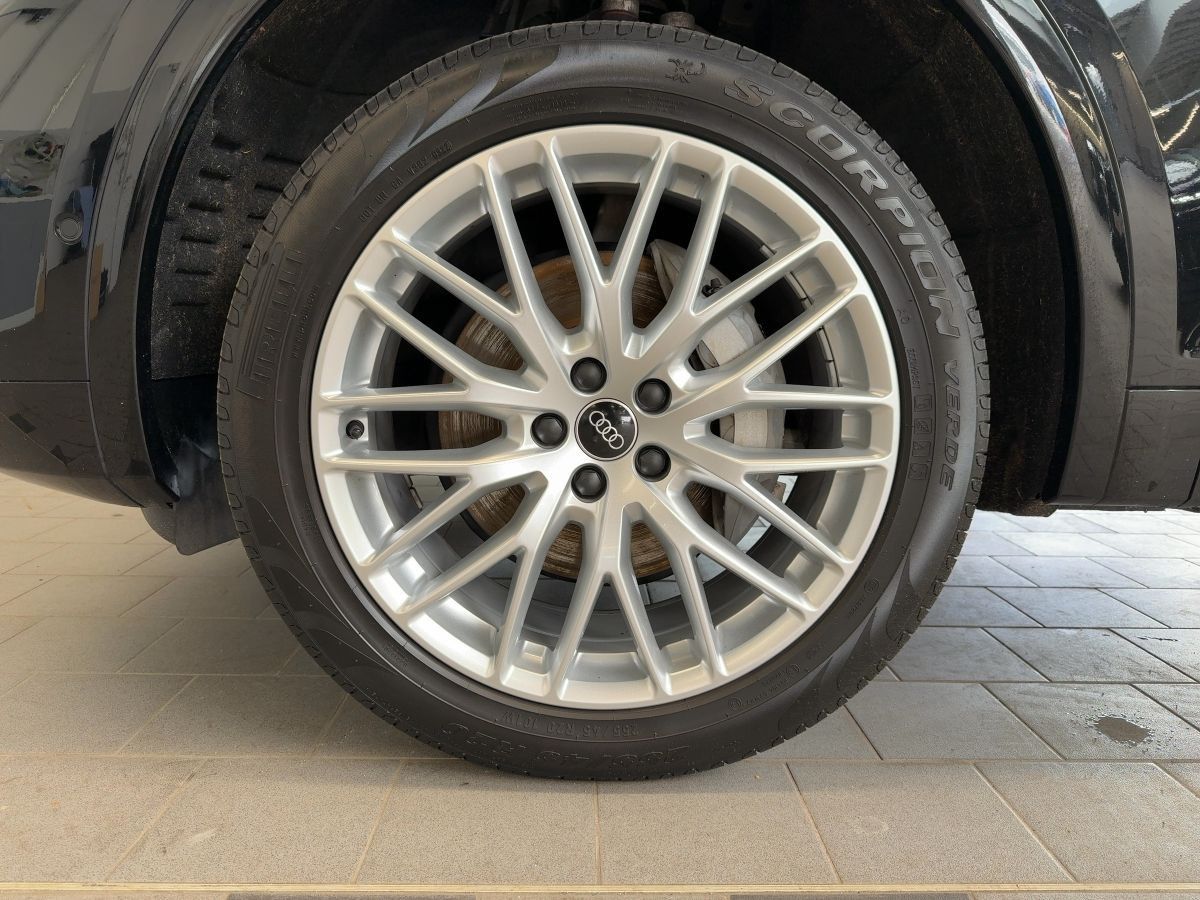 Audi Q5 Sportback 55 TFSIe qu. S line - Samsaru's Car Outlet