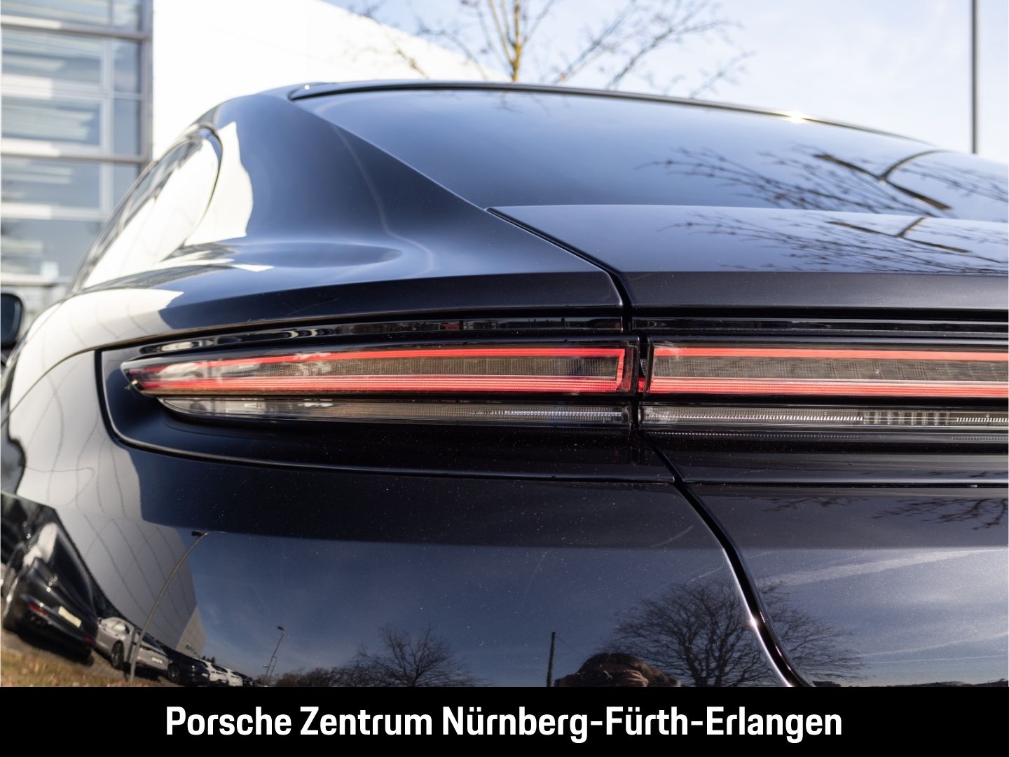 Porsche Panamera 4 E-Hybrid HUD InnoDrive HD-Matrix Luft
