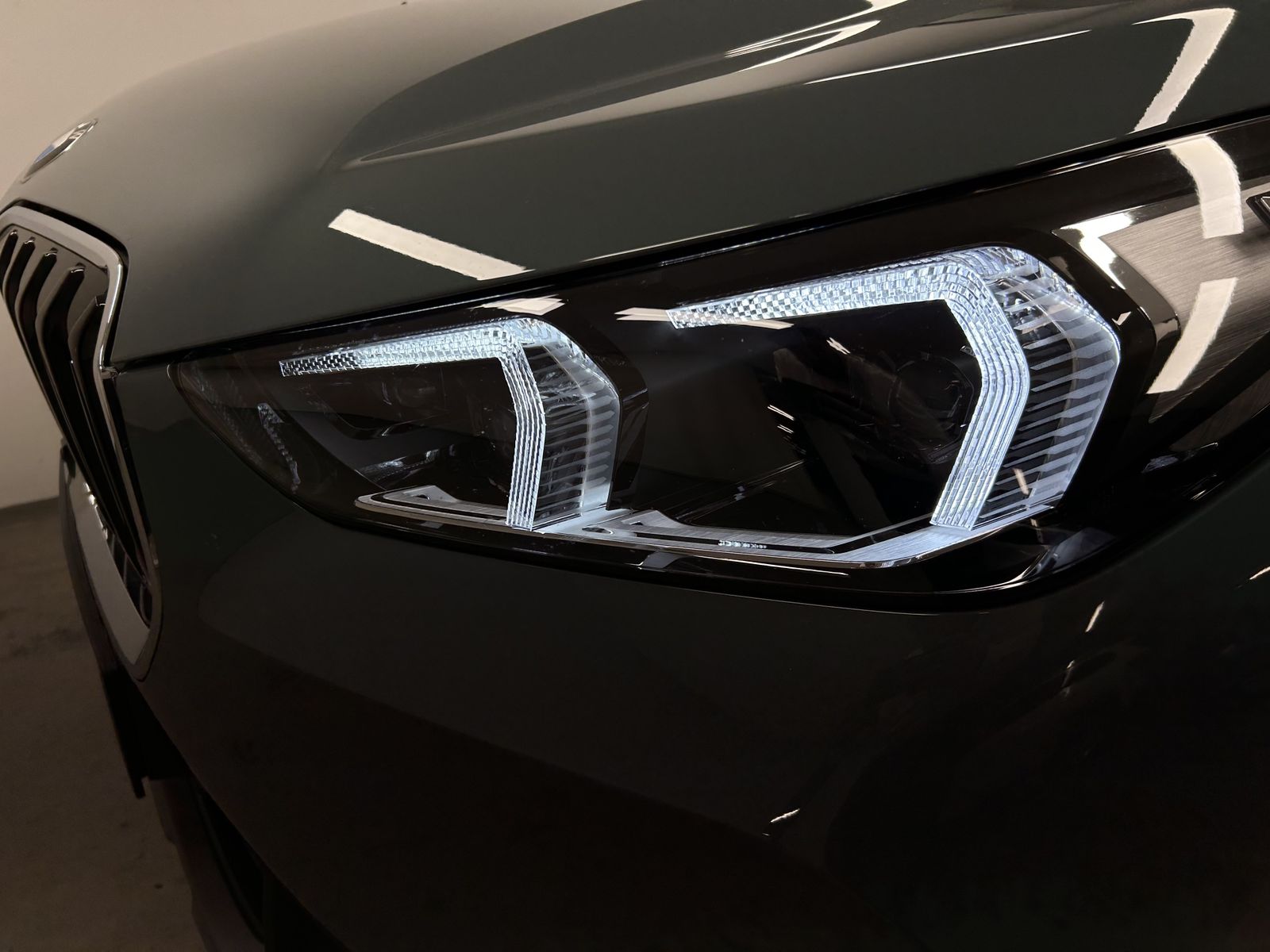 BMW X1 xDrive20d PA. Plus - Samsaru's Car Outlet