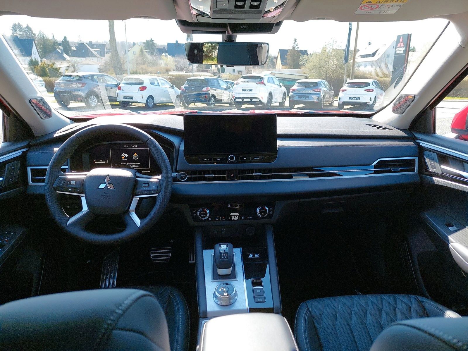 Mitsubishi Plug-in Hybrid Outlander 2025 TOP