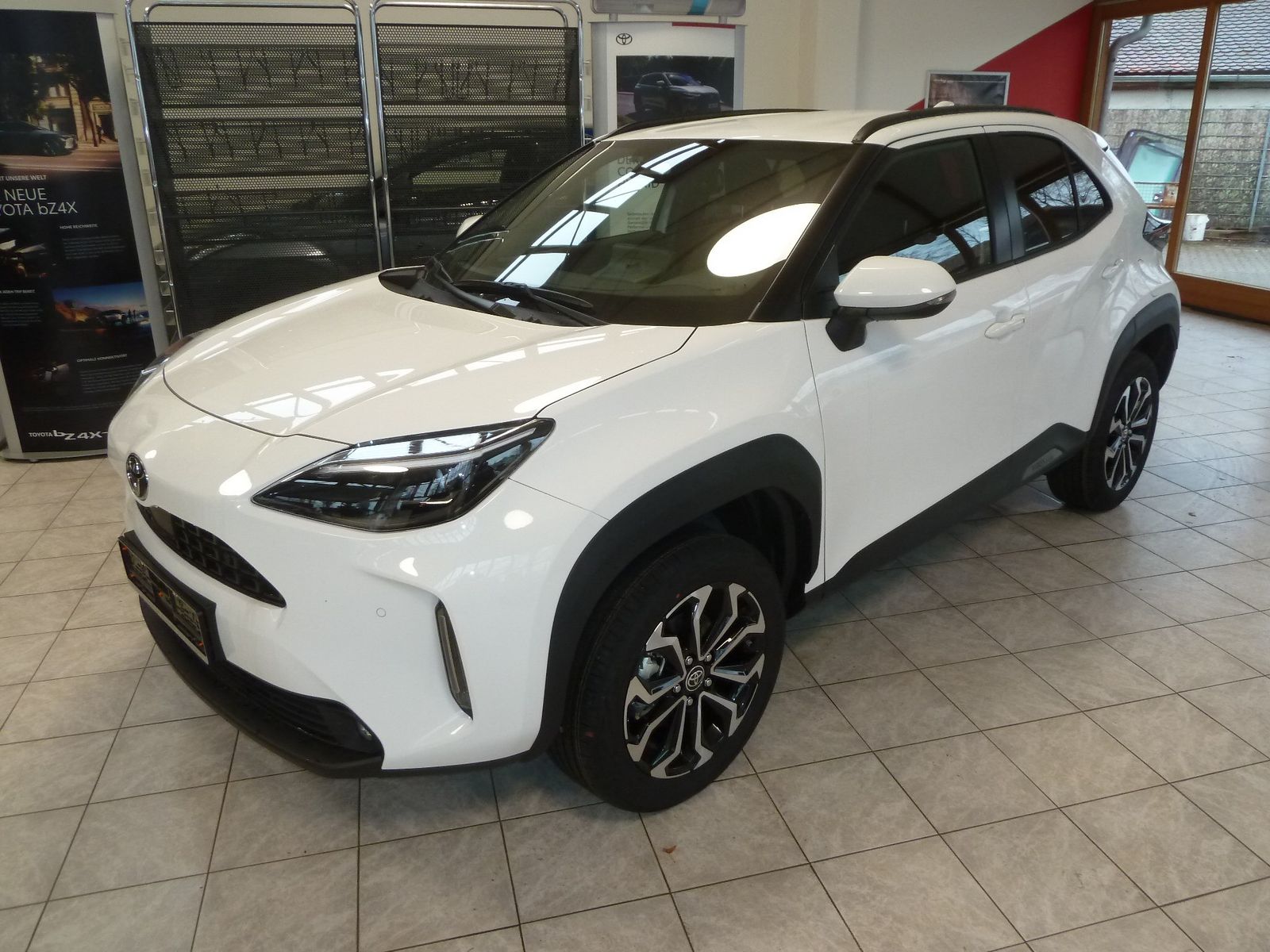 Toyota Yaris Cross Hybrid Teamplayer *Winterpaket*