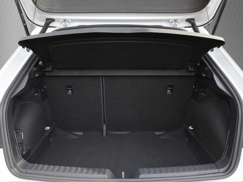 Audi A1 Sportback 30 TFSI advanced s-tronic - Samsaru's Car Outlet
