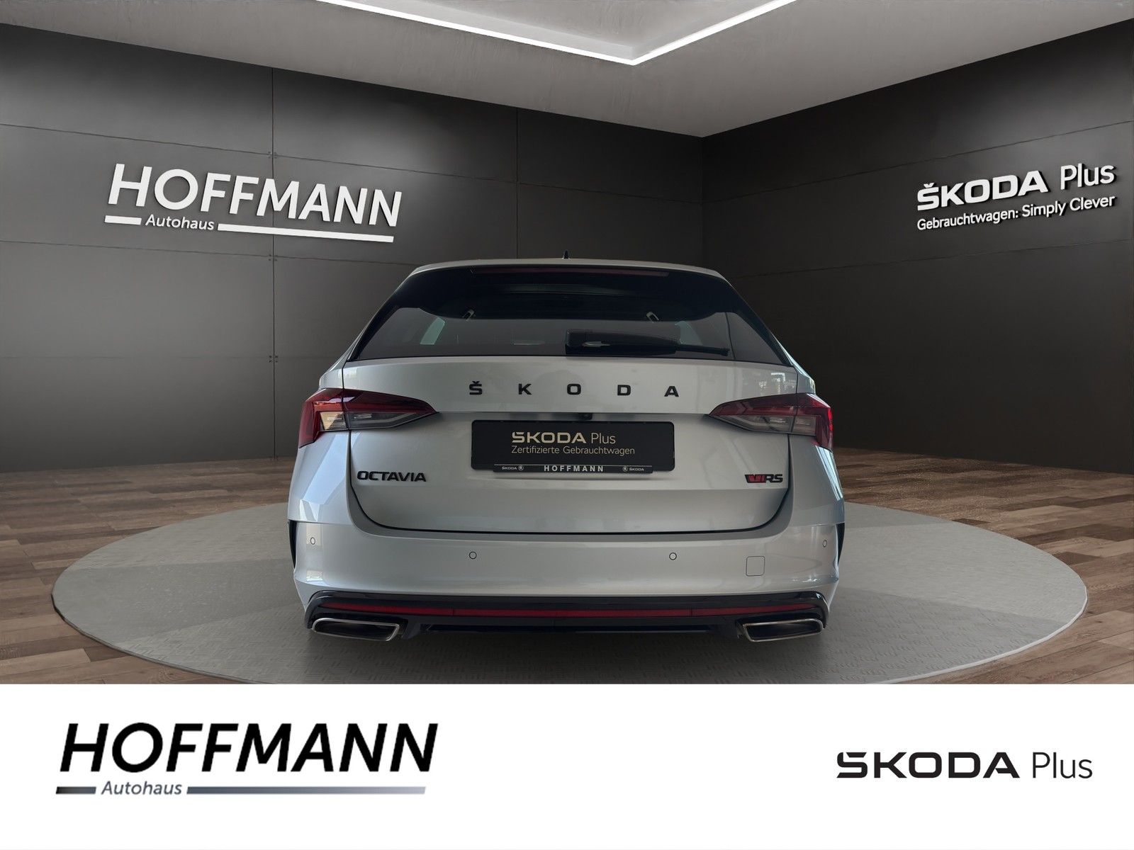 Skoda Octavia Combi 2.0 TDI RS - Samsaru's Car Outlet