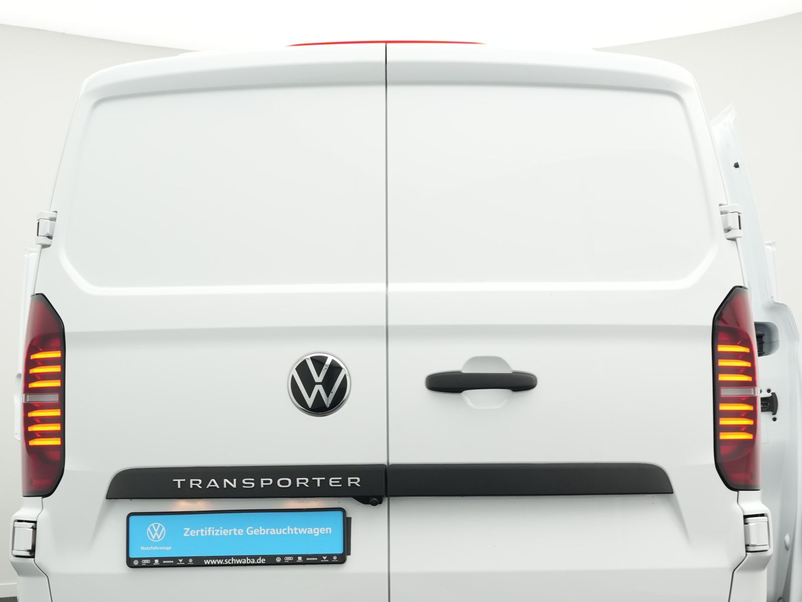 Volkswagen T7 Kasten Transporter LR/Lang 2.0 TDI *LED*KAM*