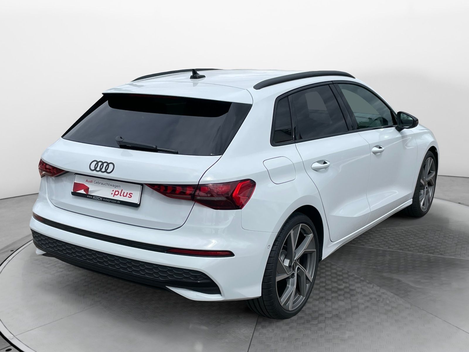 Audi A3 Sportback 35 TFSI S-Tronic S-Line - Samsaru's Car Outlet