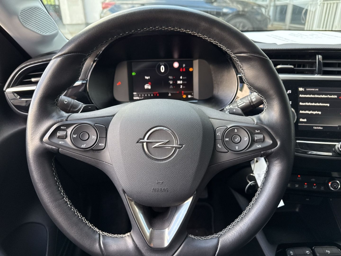 Opel Corsa Elegance - Samsaru's Car Outlet