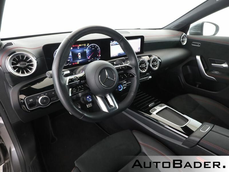 Mercedes-Benz CLA 35 4M Coupé - Samsaru's Car Outlet