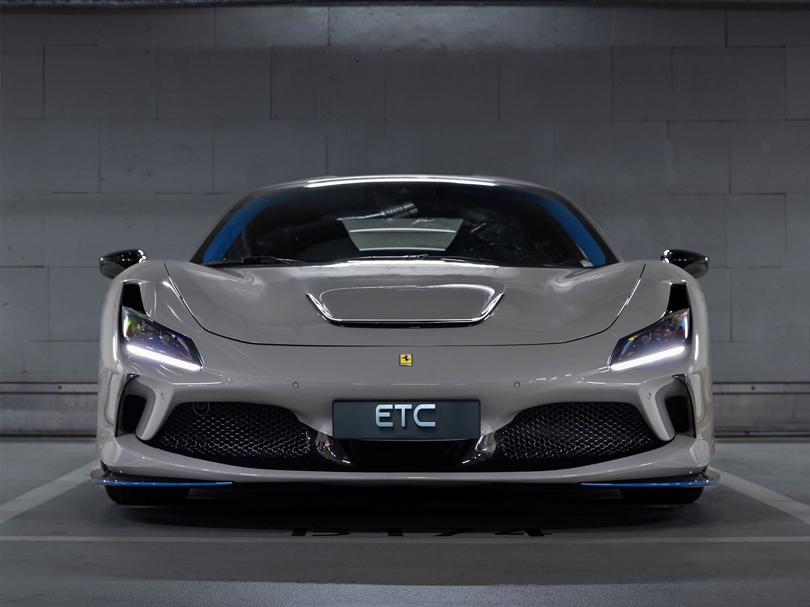 Ferrari F8 TRIBUTO Limited Edition - Samsaru's Car Outlet