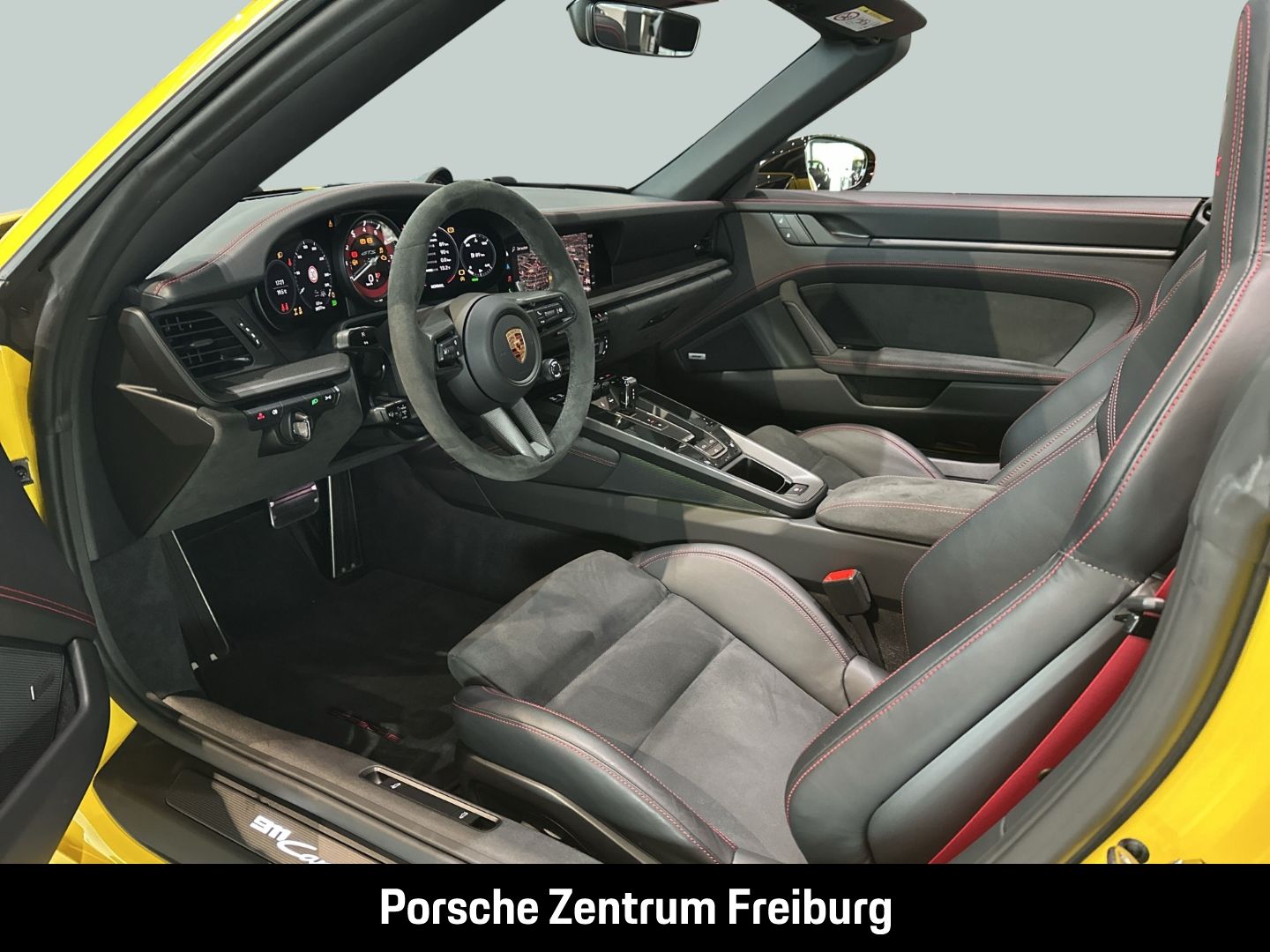 Porsche 992 911 Carrera 4 GTS Cabriolet LED-Matrix BOSE