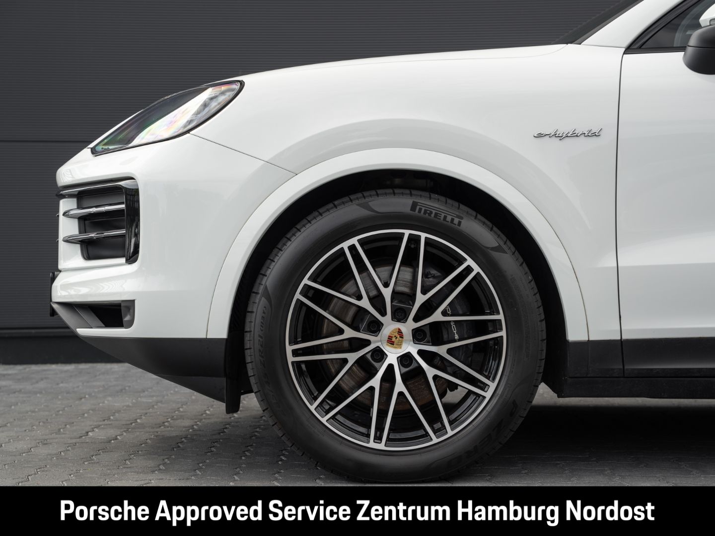 Porsche Cayenne E-Hybrid Coupe Sport Chrono Matrix-LED