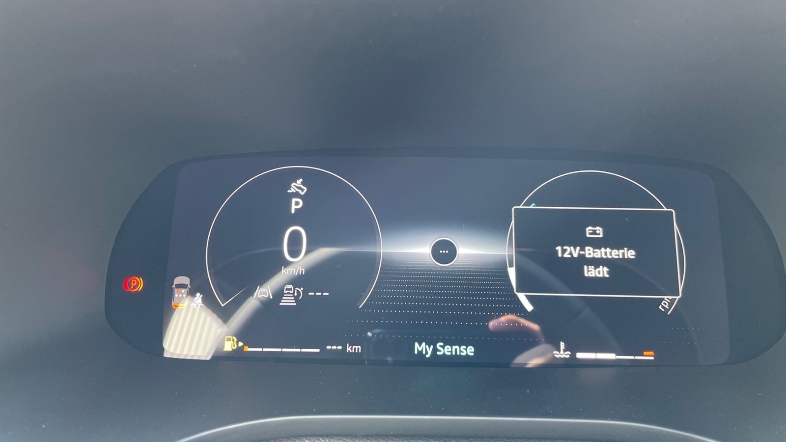 Renault Arkana TECHNO Mild Hybrid - Samsaru's Car Outlet