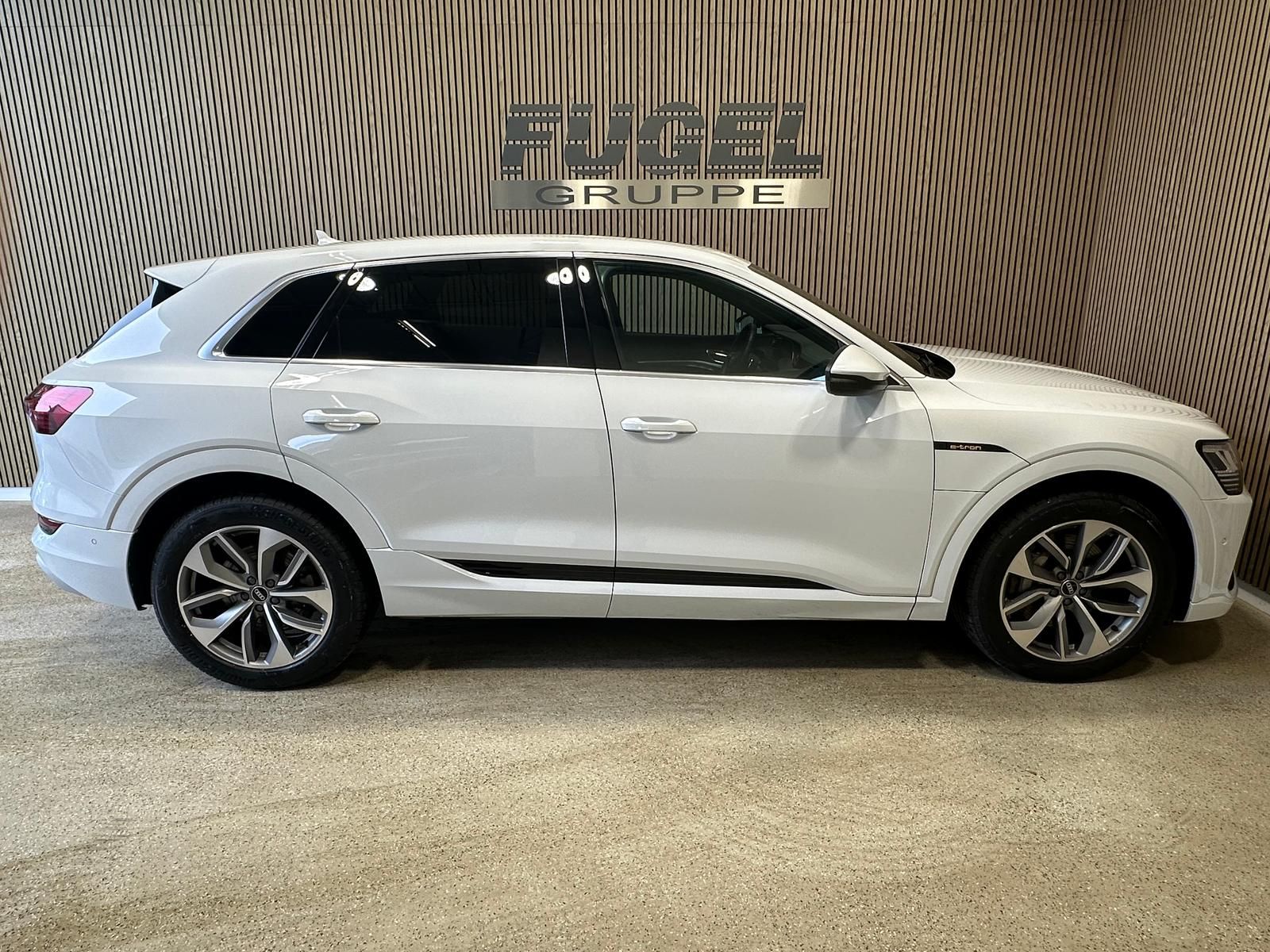 Audi e-tron 55 quattro S line 95kWh Matrix|Sport|Bang