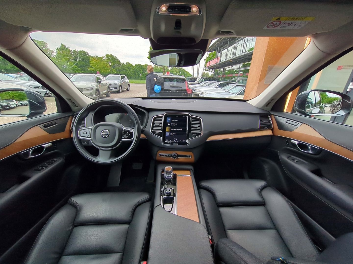 Volvo XC90 Plus Bright Recharge Plug-In Hybrid AWD T8