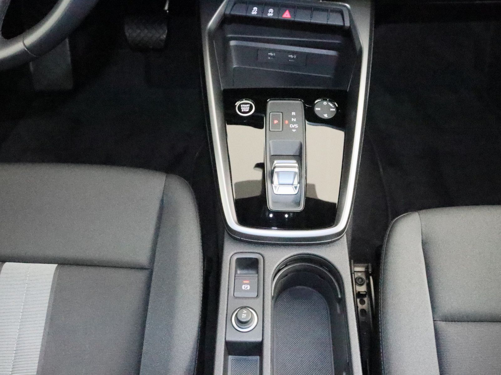 Audi A3 Limousine 35 TDI S line ACC NAVI KAMERA SHZ