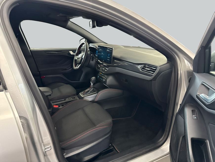Ford Focus Turnier 1.0 EcoBoost Hybrid Aut. ST-LINE X