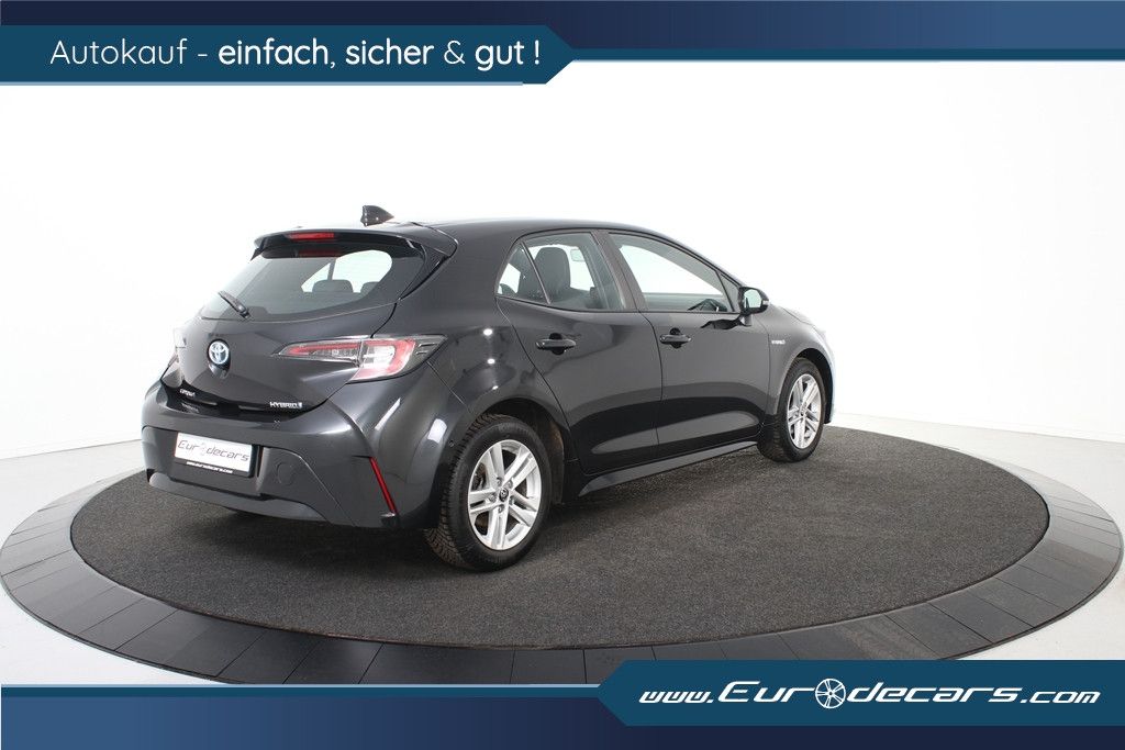 Toyota Corolla 1.8 Hybrid - Samsaru's Car Outlet