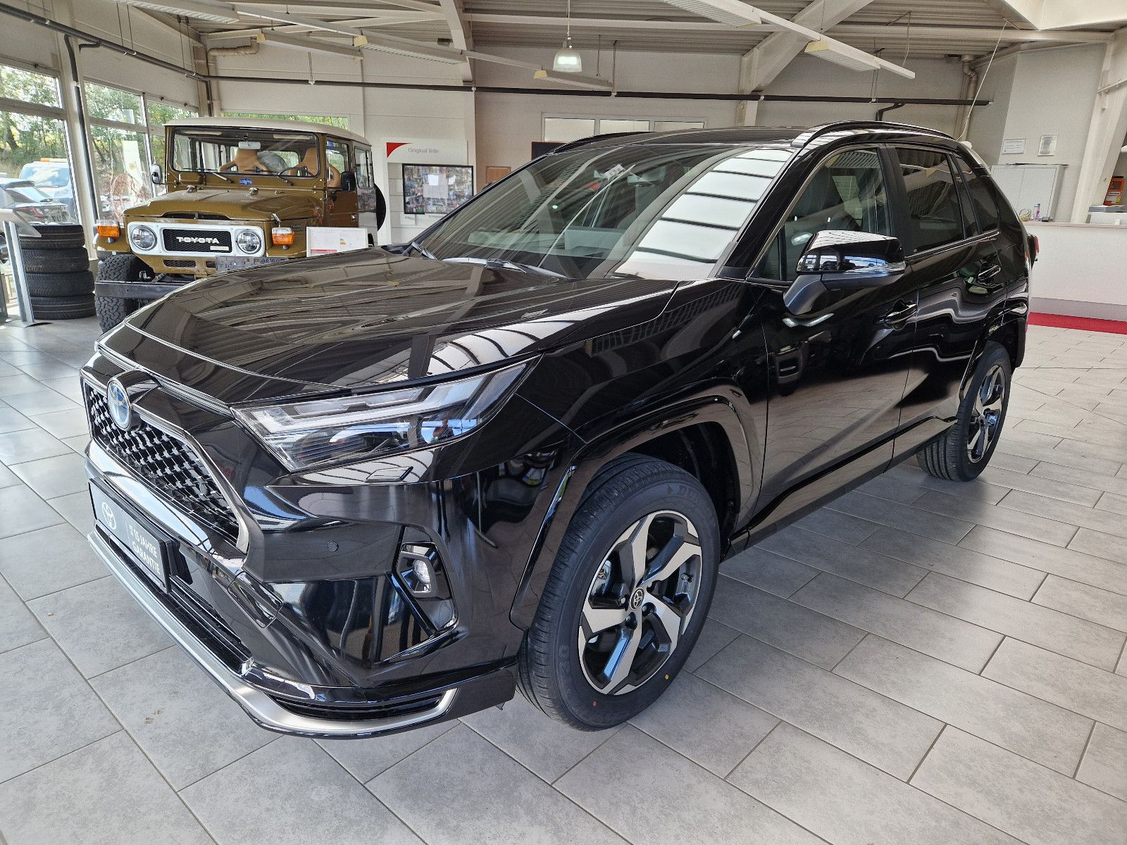 Toyota RAV 4 PLUG-IN Hybrid 4x4 Teampl.*HUD*el. Heck*